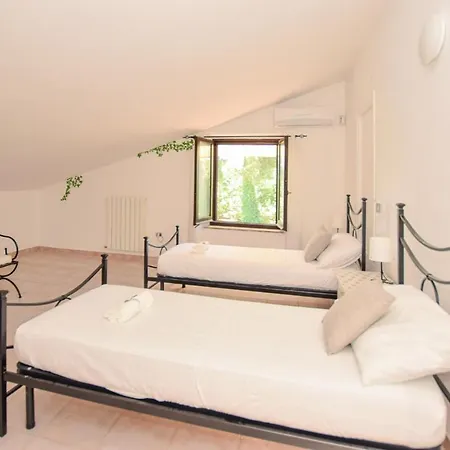 2 Bedroom Cozy In Vasanello