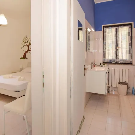 2 Bedroom Cozy In * Vasanello